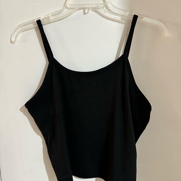 YMI Collections 2-Piece Black Ribbed Crop Top & Cardigan Set Fitted- Size Large - Picture 3 of 10